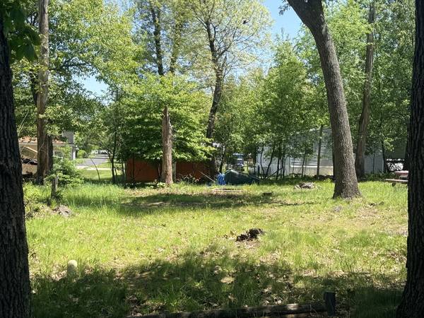 8-37 Woodhaven Lakes, Sublette, IL 61367