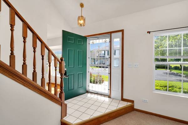 1466 Root ST #1, Crest Hill, IL 60435