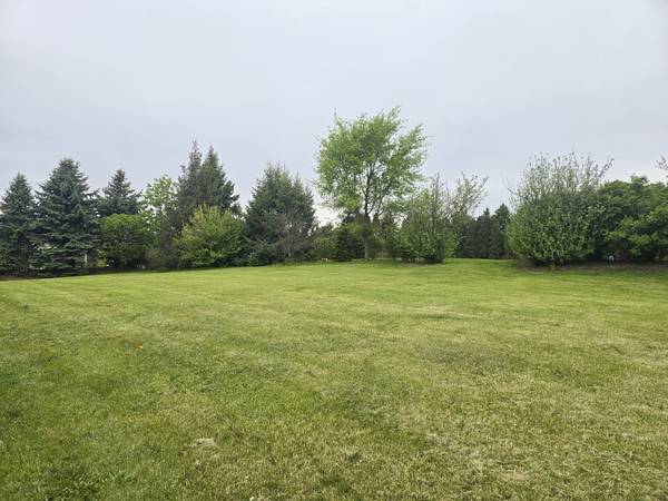 3250 Covington LN, Algonquin, IL 60102