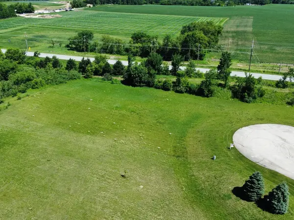 809 Indian, Woodstock, IL 60098