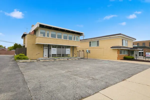 10550 W Cermak RD, Westchester, IL 60154