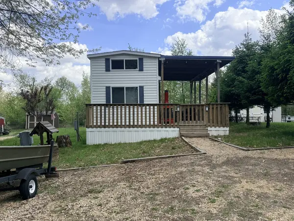 5-248 Woodhaven Lakes, Sublette, IL 61367
