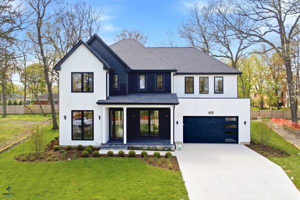394 Forest Edge DR, Glencoe, IL 60022