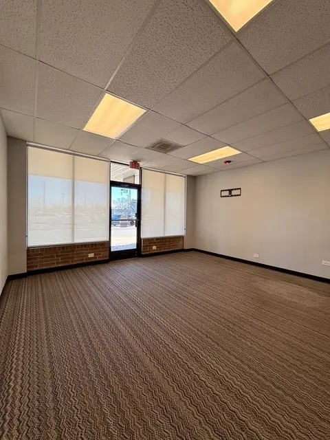 1832 S ARLINGTON HEIGHTS RD, Arlington Heights, IL 60005