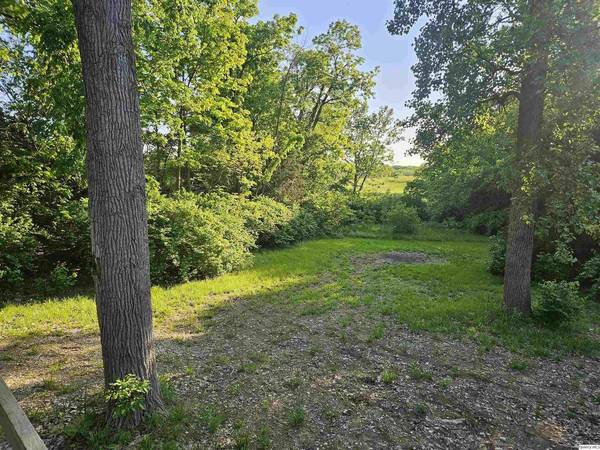 9606 Rock Quarry RD, Quincy, IL 62305