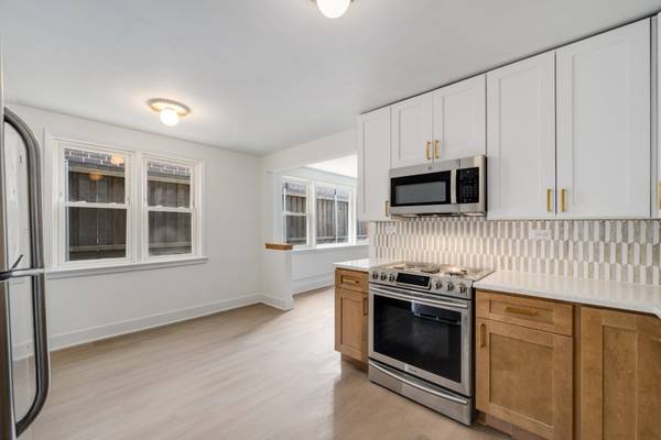 5516 W Higgins AVE #GNW, Chicago, IL 60630