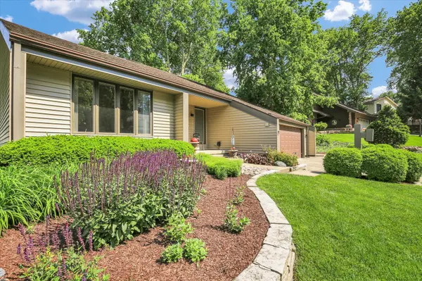 332 Indian Hills DR, Rantoul, IL 61866