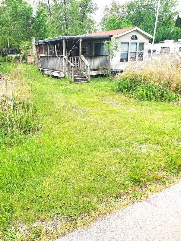 4/213 Woodhaven, Sublette, IL 61367