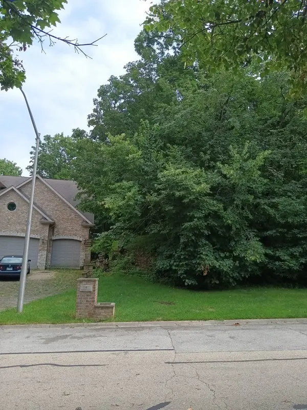 3 Merrimack CT, Bolingbrook, IL 60440