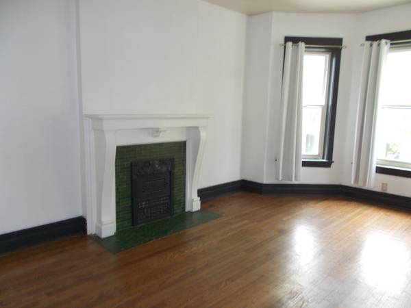5715 S Sangamon AVE #2, Chicago, IL 60621