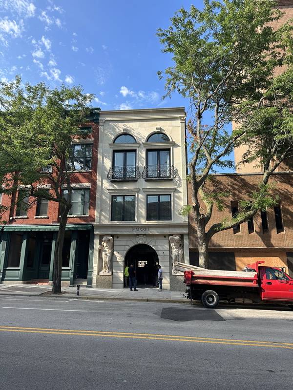 218 Washington ST #2, Waukegan, IL 60085