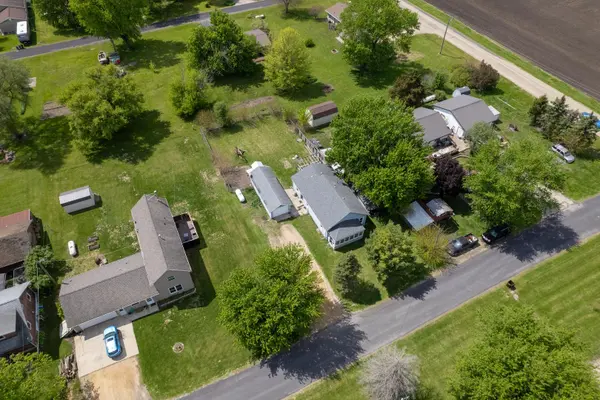 106 N School ST, Chana, IL 61015