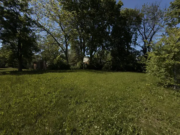 911 W Front ST, Bloomington, IL 61701