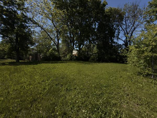 911 W Front ST, Bloomington, IL 61701