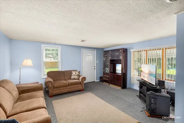 122 Barr Elms AVE, Joliet, IL 60433
