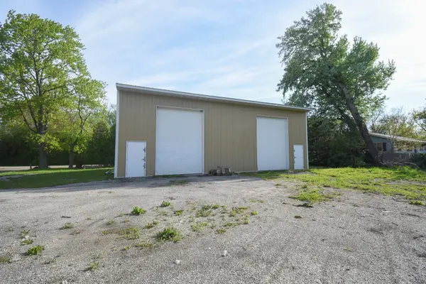 36861 N Green Bay RD, Beach Park, IL 60087