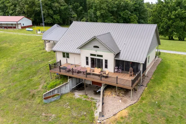 3351 N McGeesville RD, Carbondale, IL 62902