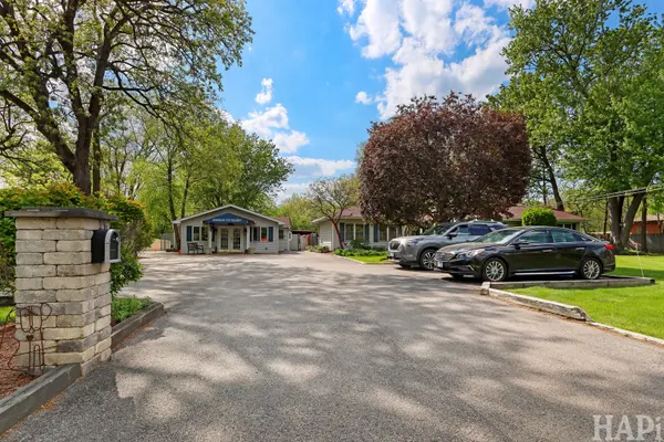 4403 Roberts RD, Island Lake, IL 60042