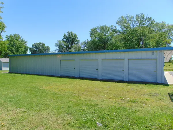 205 E Randolph ST, Pinckneyville, IL 62274