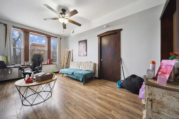 4537 W Congress Pkwy, Chicago, IL 60624