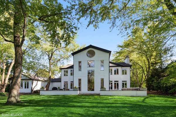 790 W Deerpath RD, Lake Forest, IL 60045