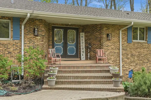 27250 Dutton RD, Beecher, IL 60401