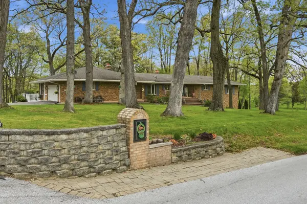 27250 Dutton RD, Beecher, IL 60401