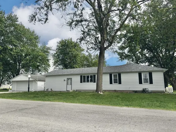 302 Norton ST, Cabery, IL 60919