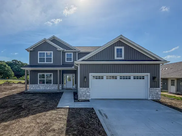 506 N Beacon Hill CIR, Urbana, IL 61802