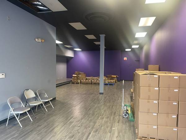 734 W Chicago ST, Elgin, IL 60124