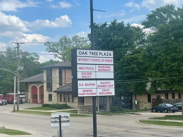 734 W Chicago ST, Elgin, IL 60124