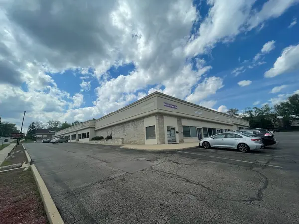 734 W Chicago ST, Elgin, IL 60124