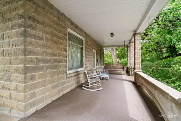 330 Church ST, Earlville, IL 60518