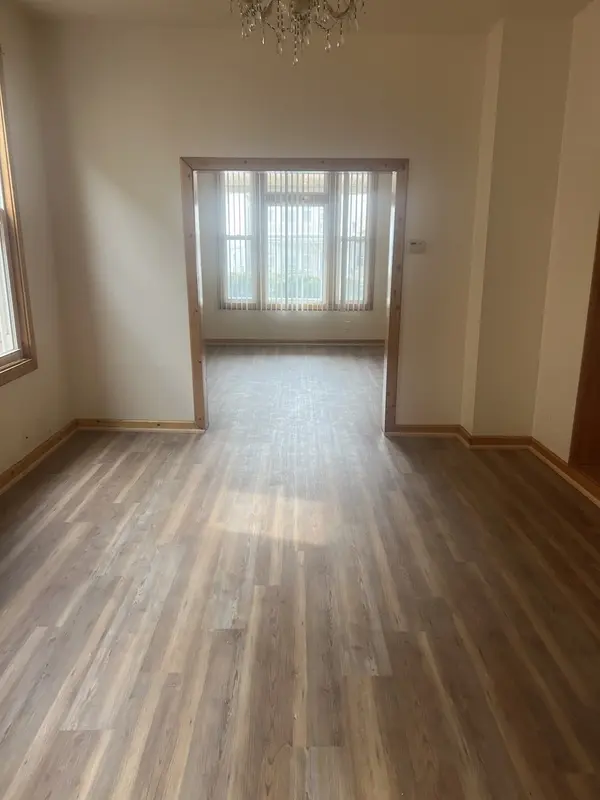 10143 S Avenue L AVE #1, Chicago, IL 60617