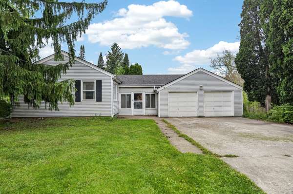5625 Lincoln AVE,  Lisle,  IL 60532