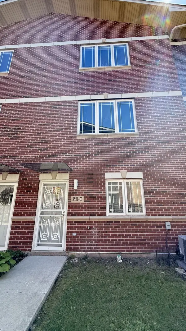 3521 S Parnell AVE #C, Chicago, IL 60609