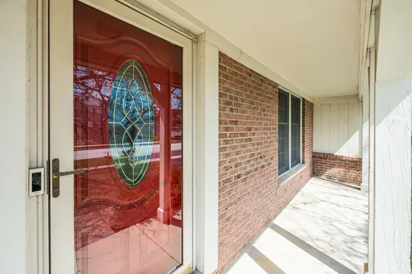 1404 Halifax DR, Mundelein, IL 60060
