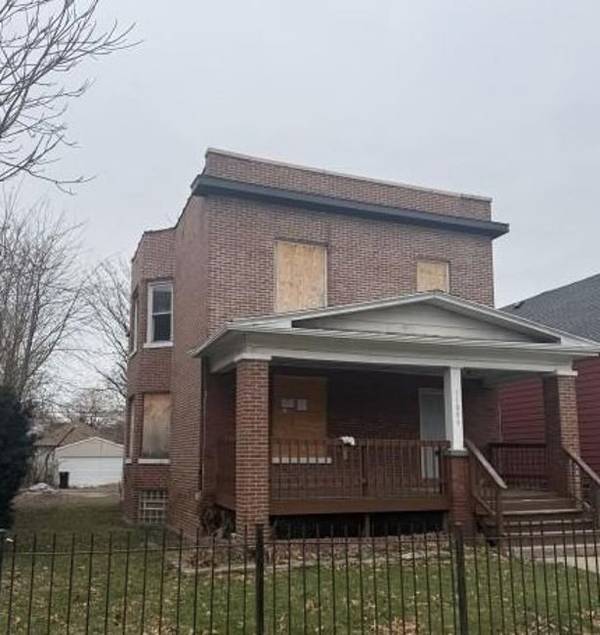 11806 S Parnell AVE, Chicago, IL 60628