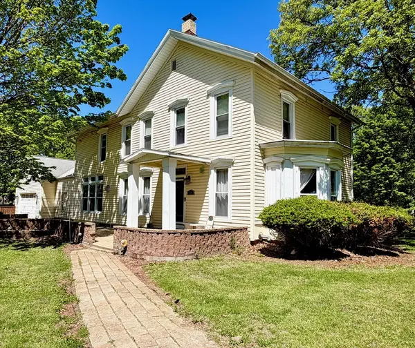 206 S Hawthorne AVE, Granville, IL 61326