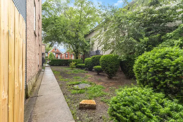 2243 S Sawyer AVE, Chicago, IL 60623