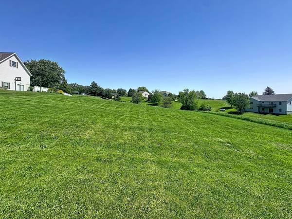 26 Lake Of The Hills, Orion, IL 61273