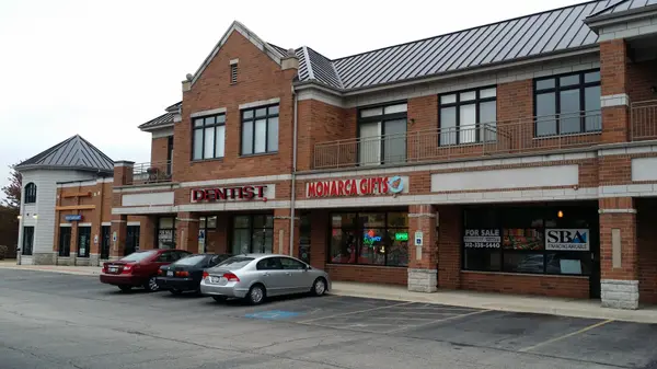 530 MAIN ST, West Chicago, IL 60185