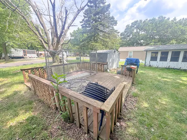24/99 Woodhaven, Sublette, IL 61367