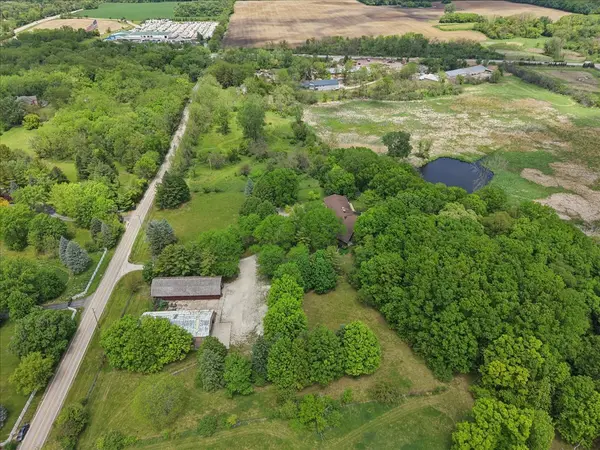 27125 N Williams Park RD, Wauconda, IL 60084