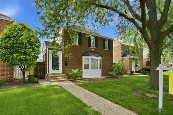 7821 W Thorndale AVE, Chicago, IL 60631