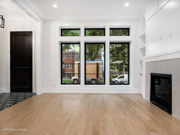 1619 W Summerdale AVE, Chicago, IL 60640