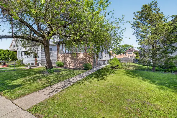 135 N 16th AVE, Melrose Park, IL 60160