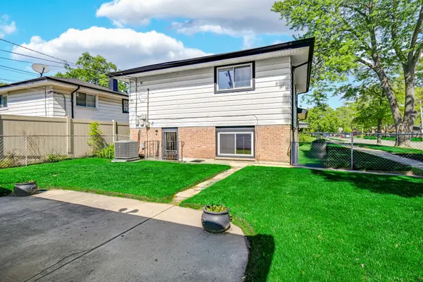 14544 Woodlawn AVE, Dolton, IL 60419