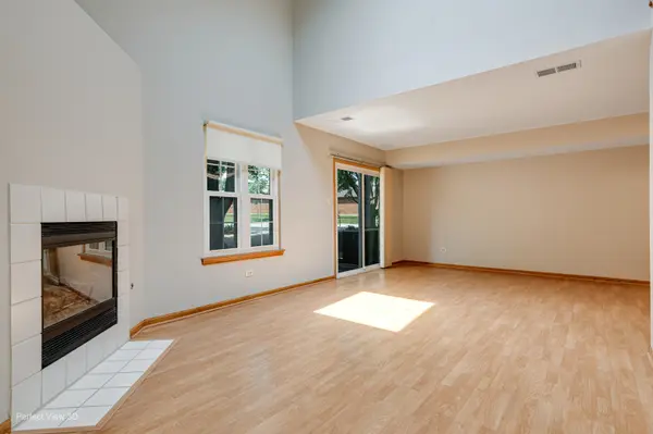 964 Elderberry CIR #116, Naperville, IL 60563