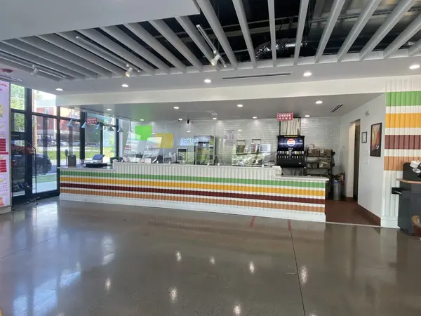 209 E University AVE #H, Champaign, IL 61820